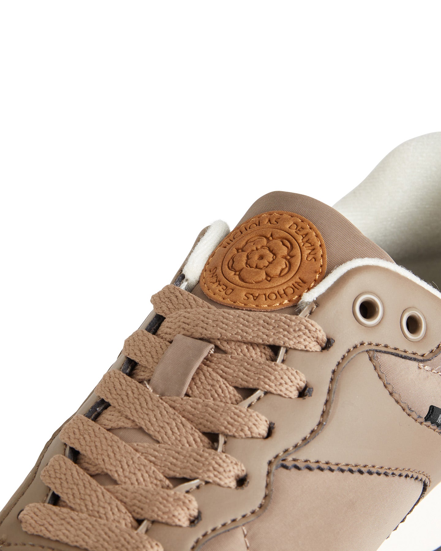 Archer Taupe