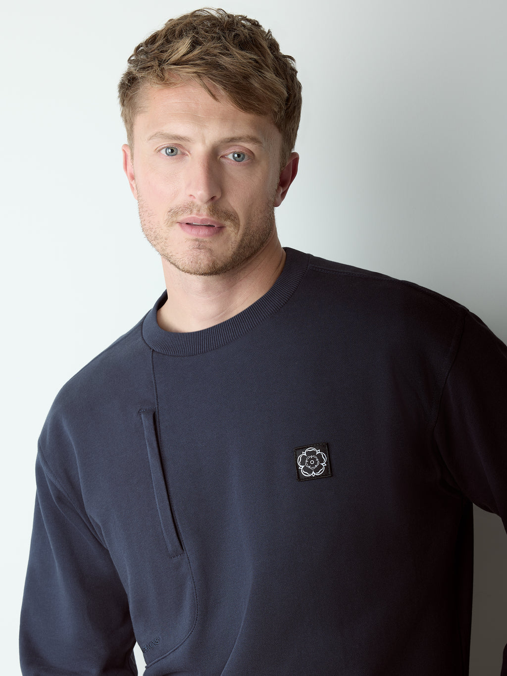 Arundel Chest Pocket Sweatshirt Dark Navy
