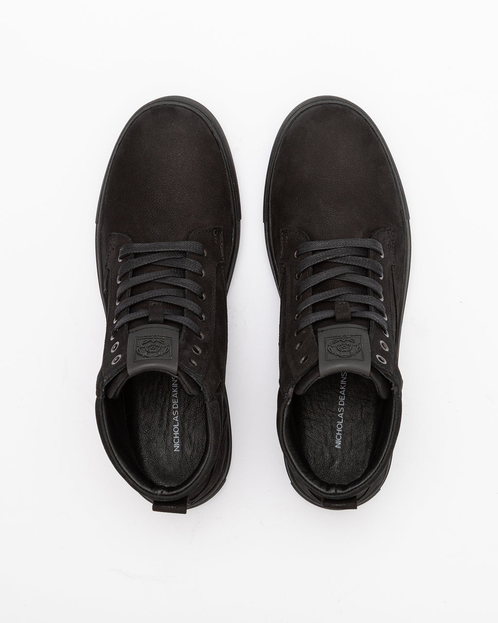 Saks Black