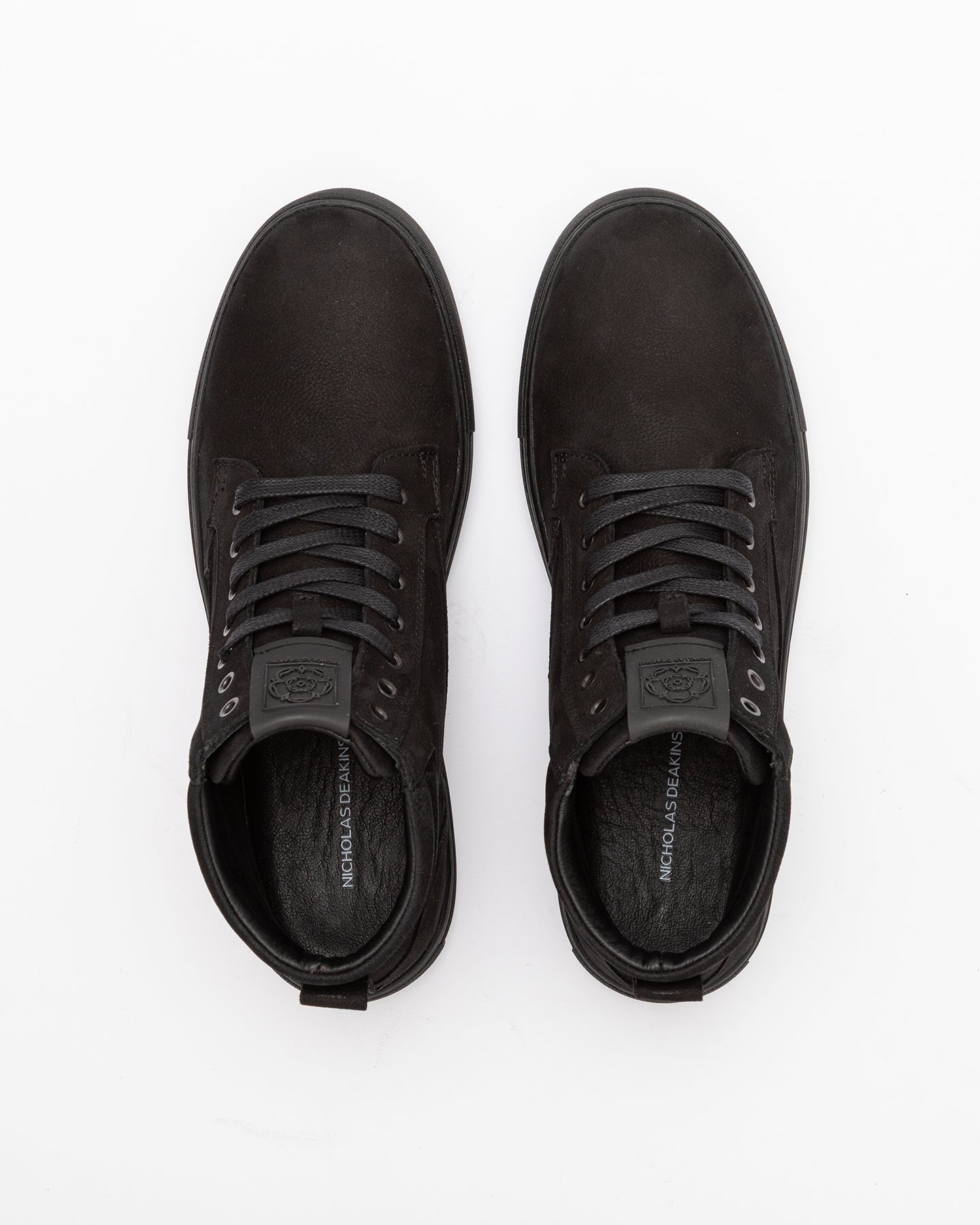 Saks Black